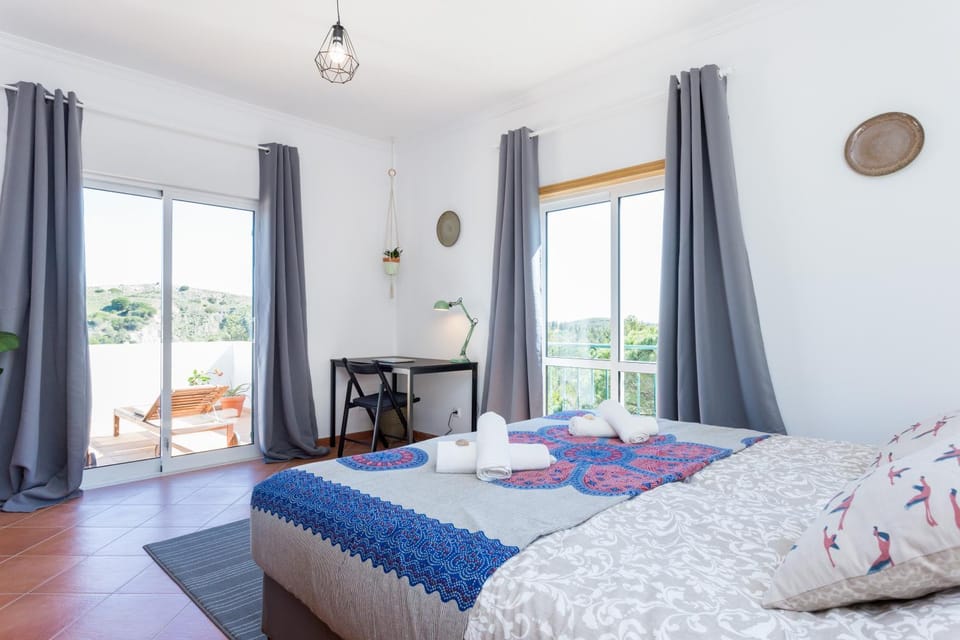 Salema Family Home Villa in Faro District