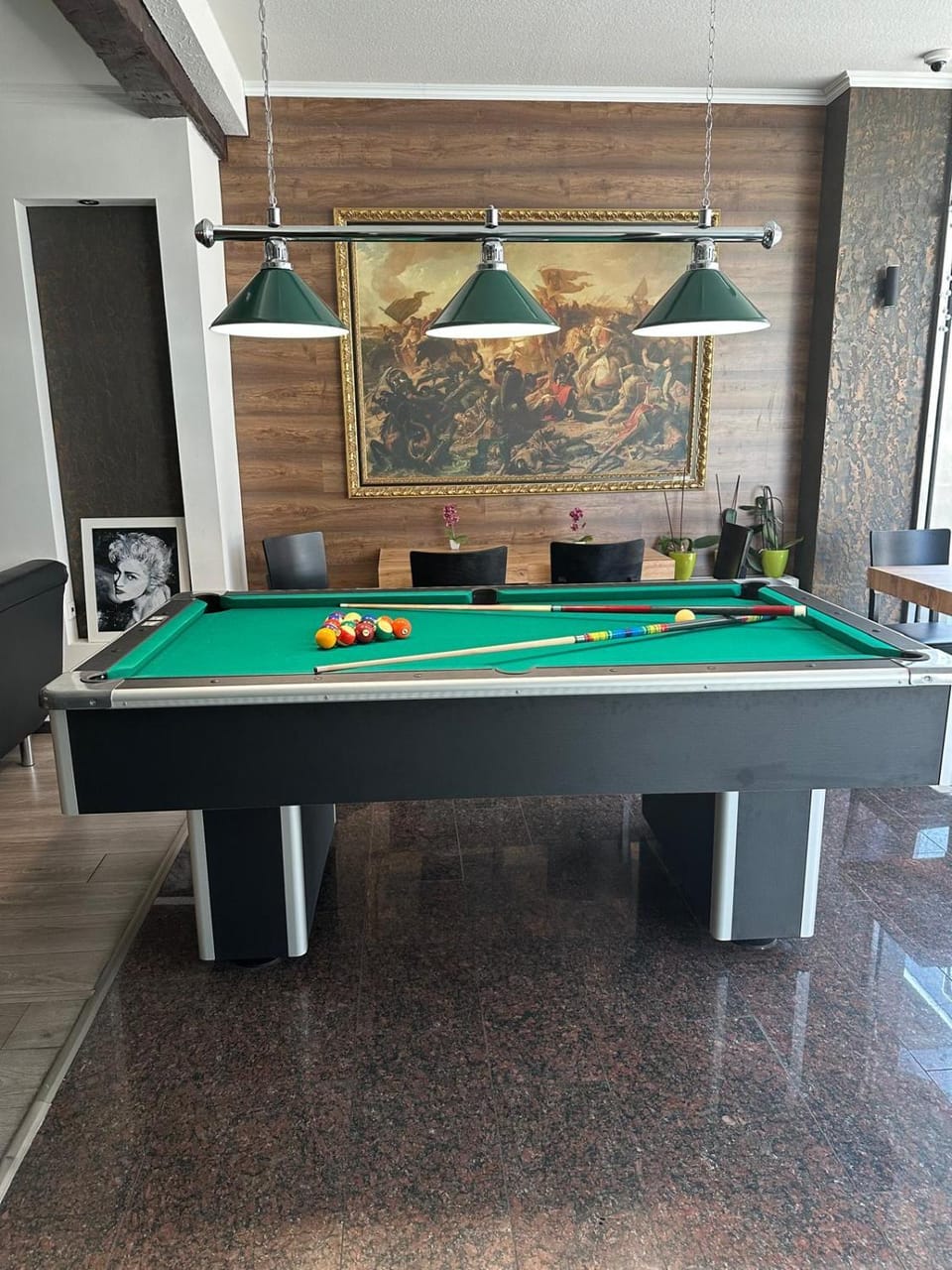 Billiard, Lobby or reception