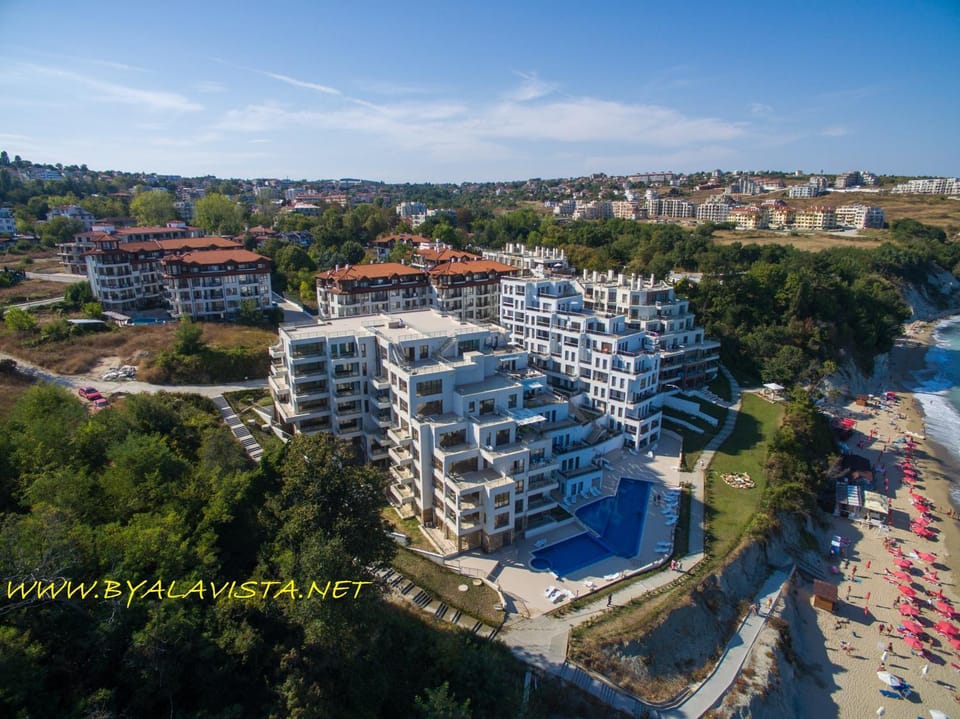 Spring, Day, Bird's eye view, Summer, Garden, Beach, On site, City view, Garden view, Pool view, Sea view, Street view, Swimming pool, Time of day