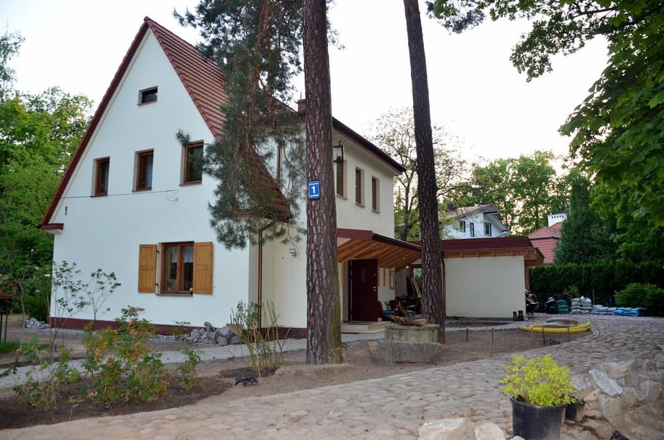 Property building, Facade/entrance