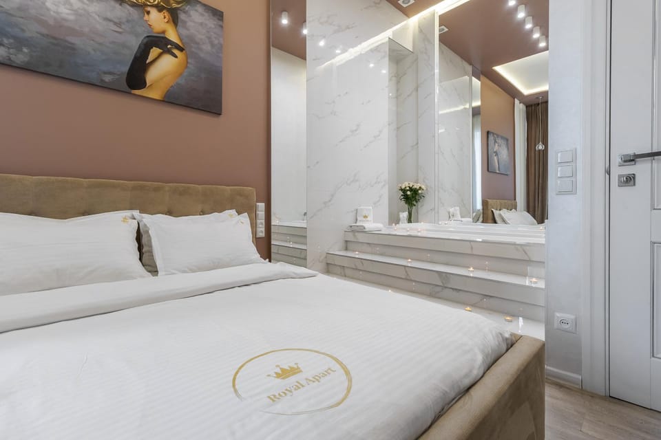 Royal Stylish Apartment in the old city Apartment in Lviv