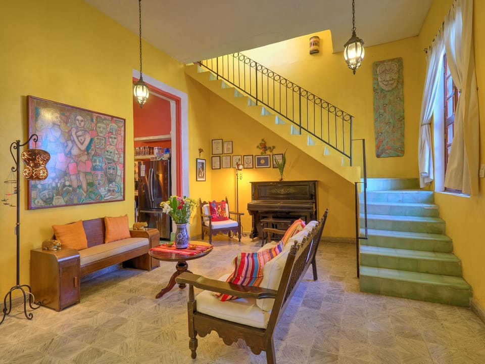 Living room, Lobby or reception, Internal: Not applicable to any particular room