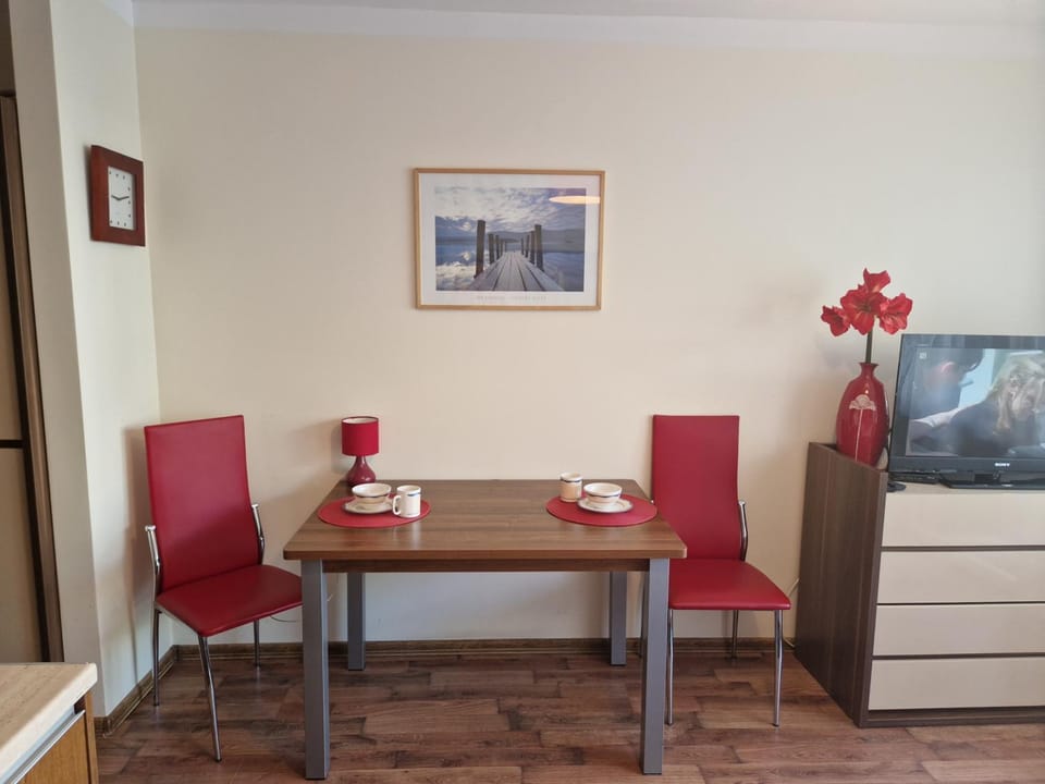 TV and multimedia, Dining area