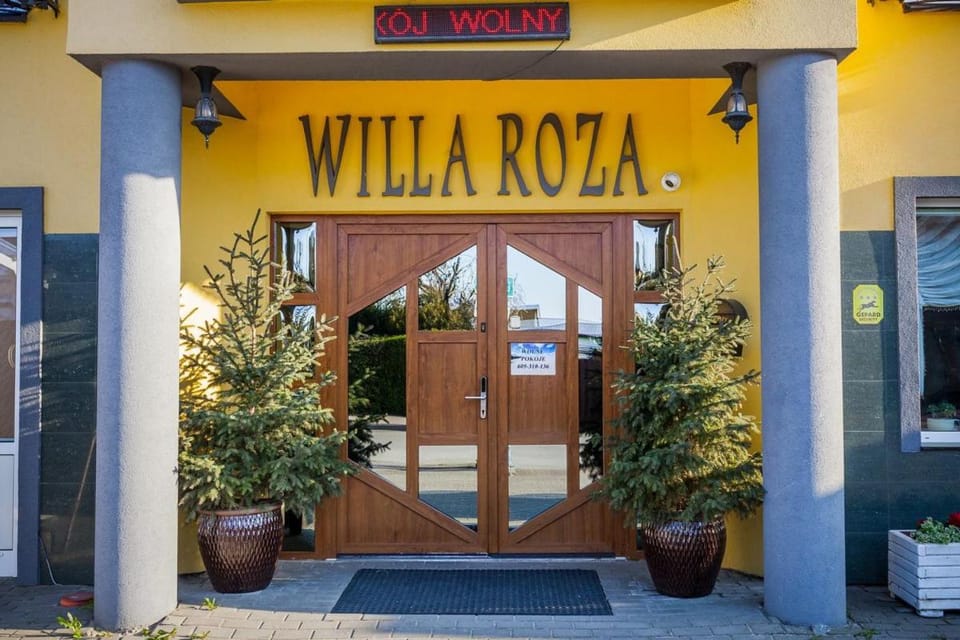 Facade/entrance, Property logo or sign