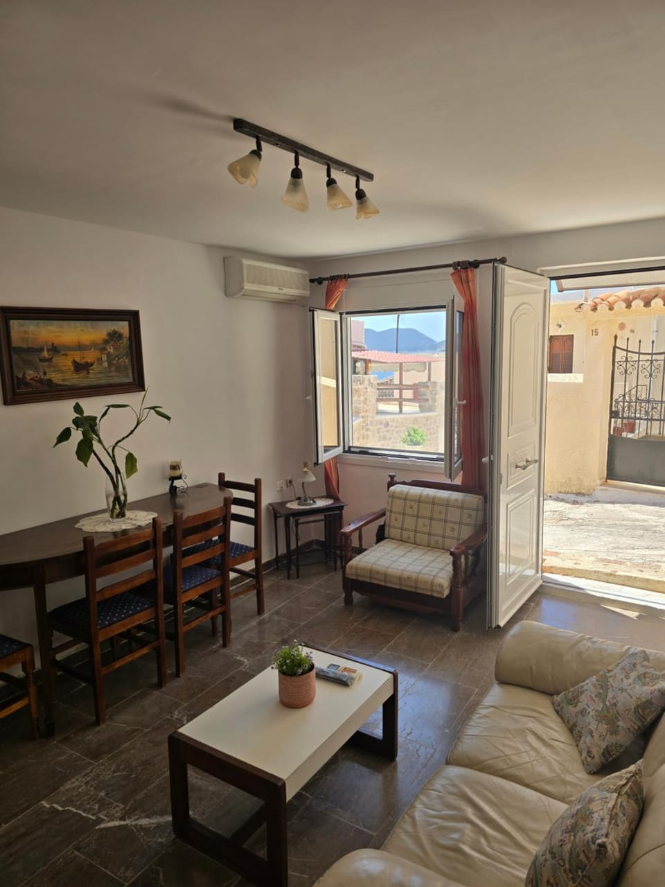 Sunny Home II Apartment in Argolis, Greece