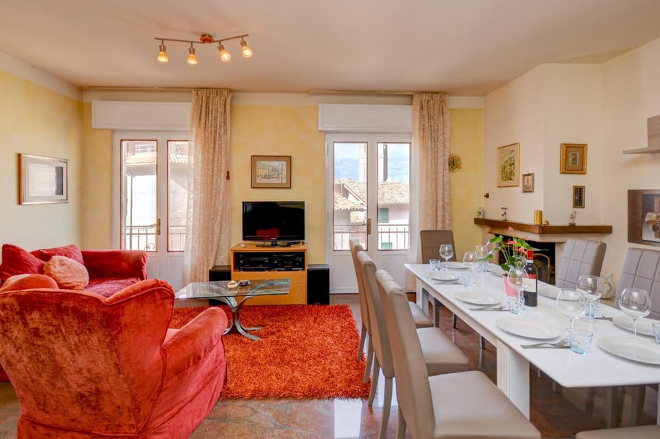 Living room, Living room