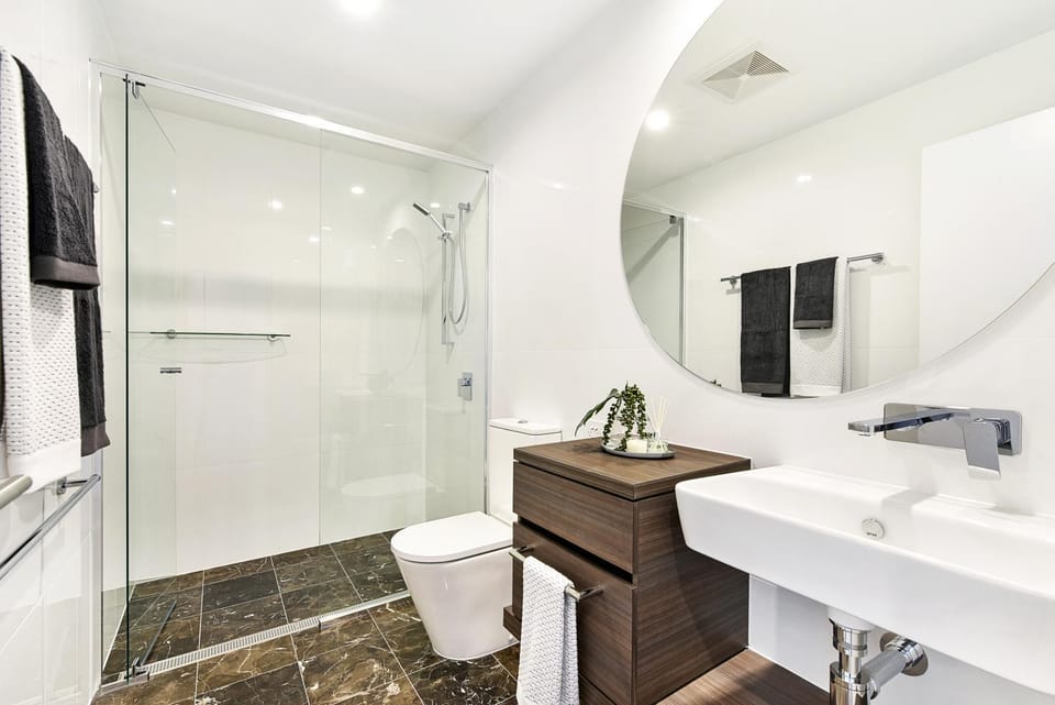 Property building, Bathroom