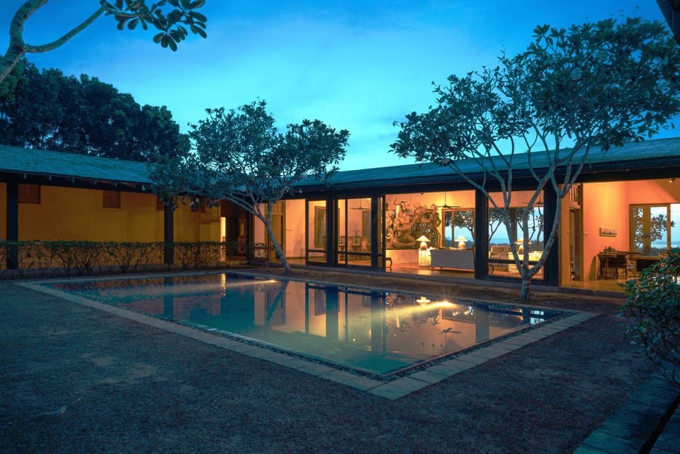 Property building, Swimming pool