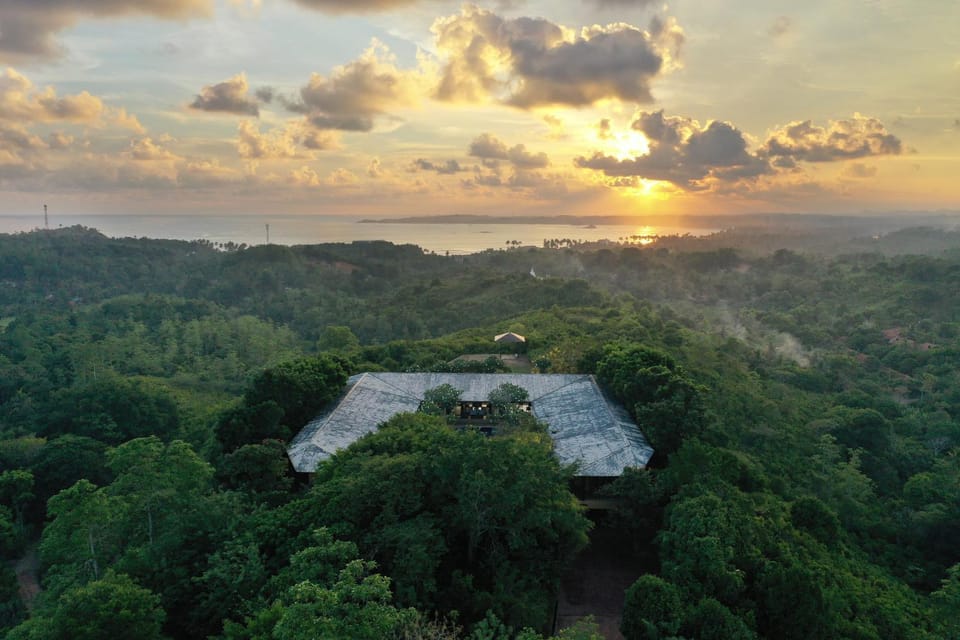 Property building, Bird's eye view, View (from property/room), Sea view