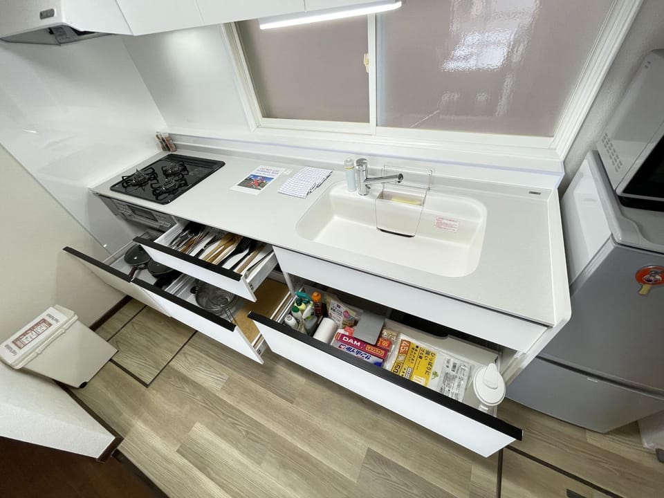 Kitchen or kitchenette, kitchen