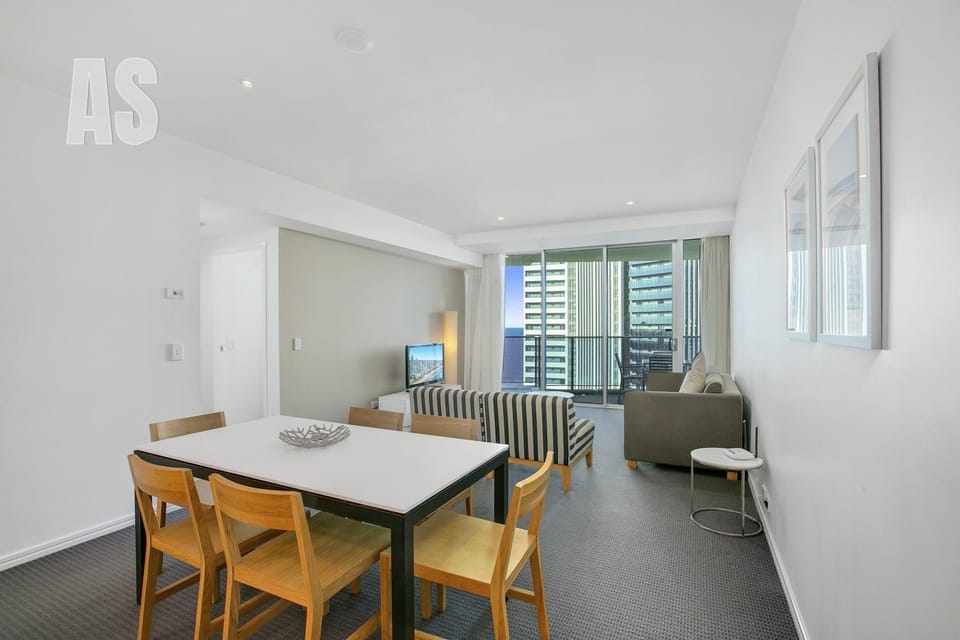 H Residences - Private Apartments - Apartment Stay Apartment in Surfers Paradise Boulevard