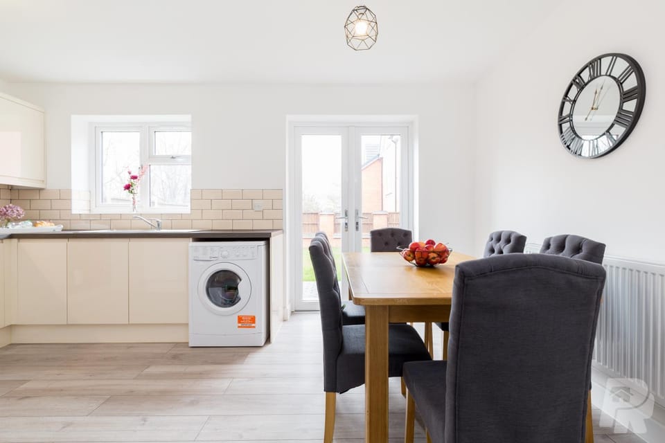 Kitchen or kitchenette, Seating area, Dining area, Garden view, Garden view, washing machine