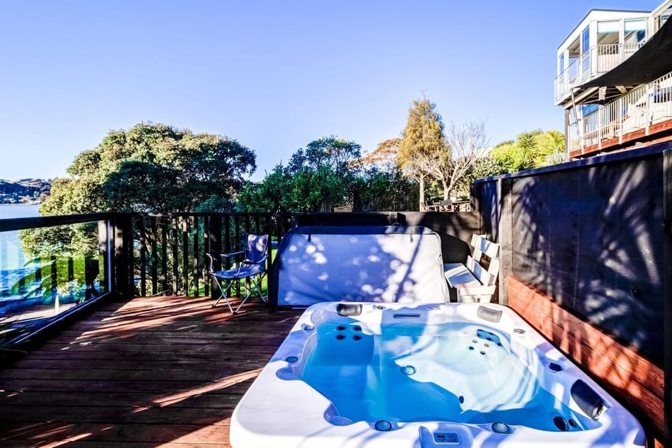 Journeys end Apartment in Raglan