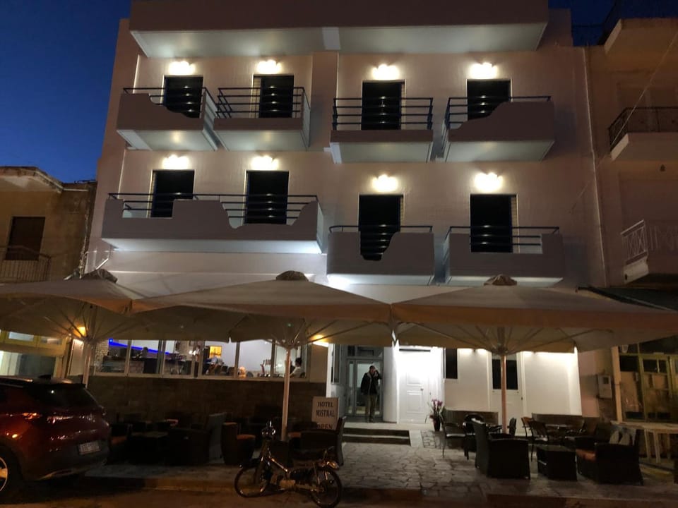 Mistral-Καπος Hotel in Peloponnese, Western Greece and the Ionian