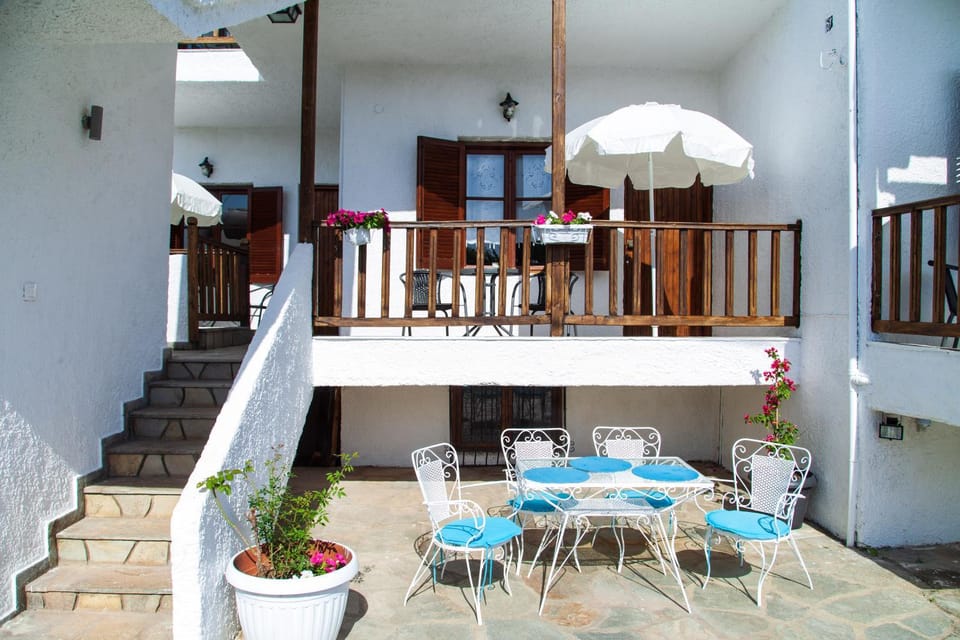 Patio, Balcony/Terrace