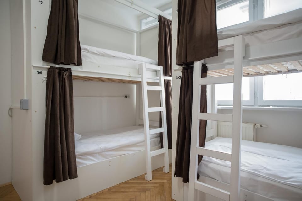 bunk bed