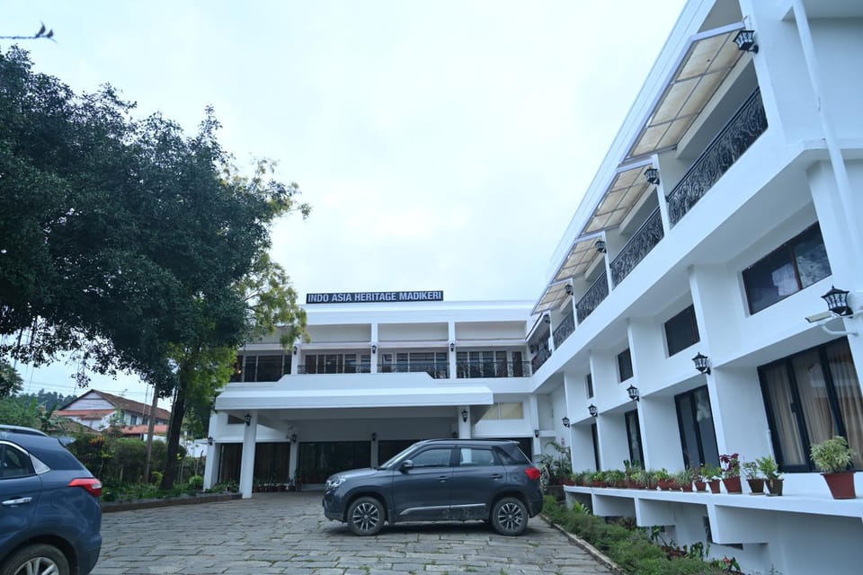 Property building, Parking