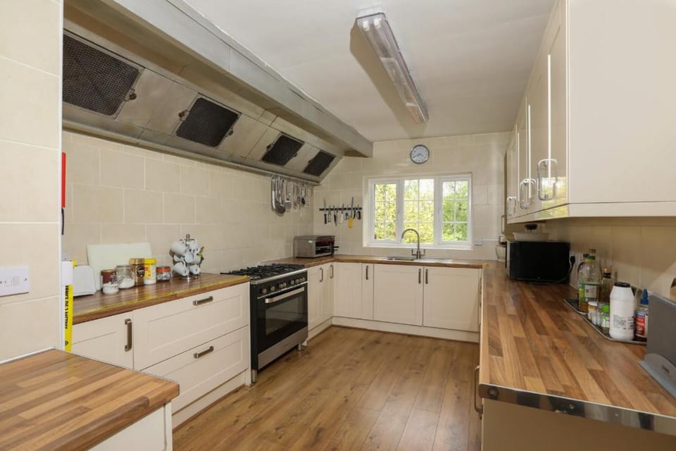 Westbourne Lodge Birmingham Nature lodge in Birmingham