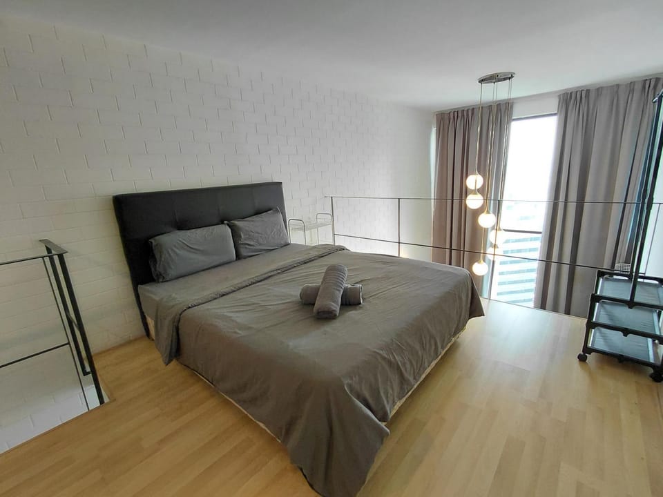 IHomes33 Empire Duplex Damansara Free Parking, 2-6 Pax Apartment in Petaling Jaya