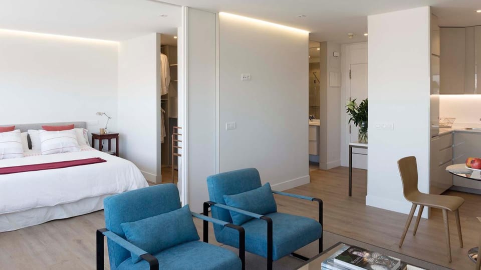 Heima Colon Square Amazing Views Apartment in Centro