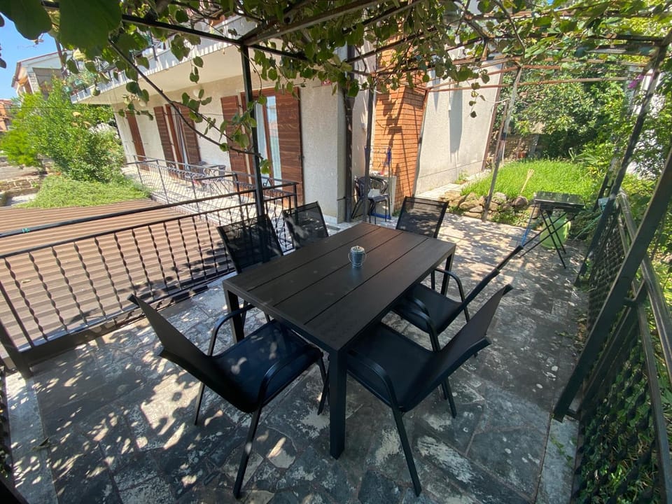 BBQ facilities, Balcony/Terrace