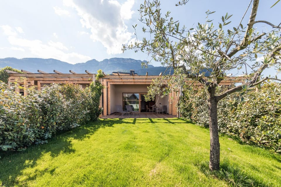 Property building, Garden