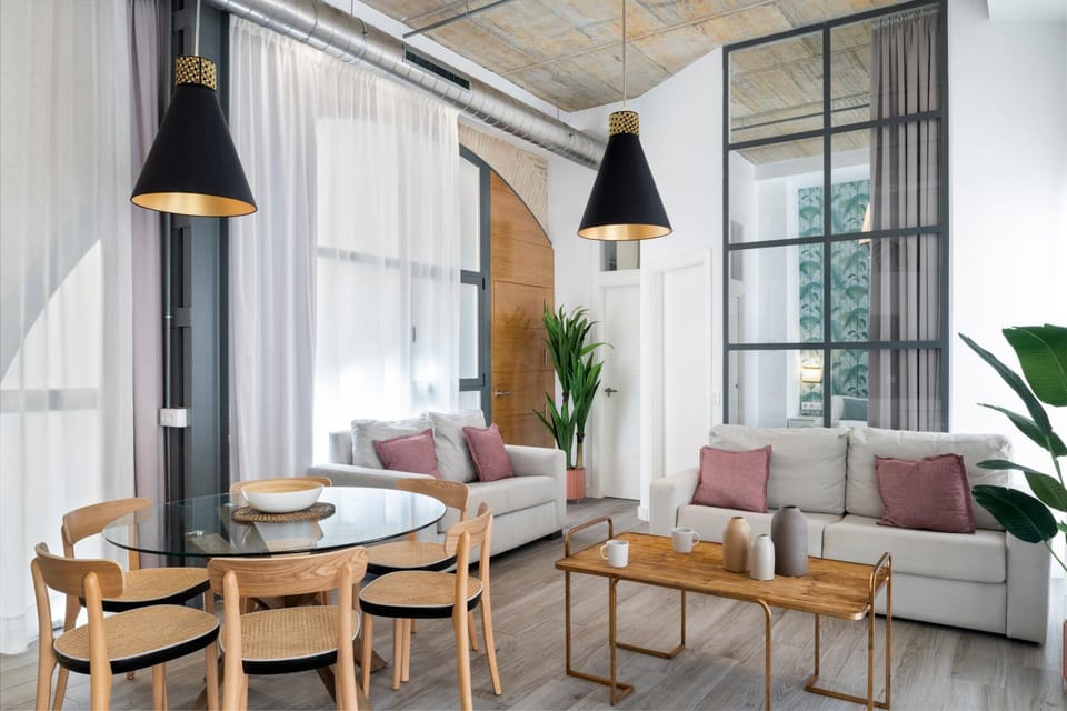 Living room, Seating area, Dining area