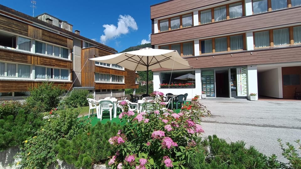 Property building, Day, Summer