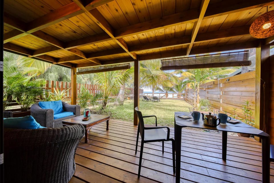 View (from property/room), Balcony/Terrace, Seating area
