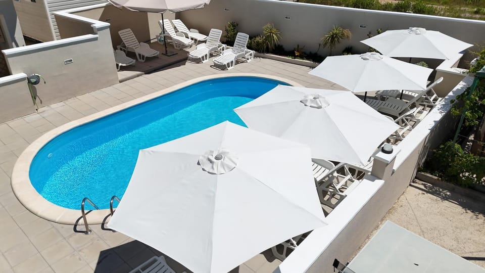 Pool view, Swimming pool