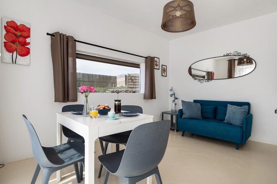 Playa Marina Eco Beach and Pool Bungalow Mala View Villa in Isla de Lanzarote