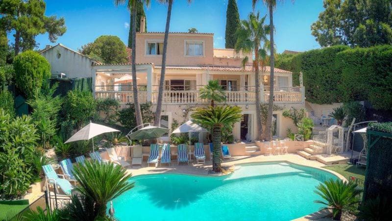 Patio, Spring, Day, Garden, Swimming pool