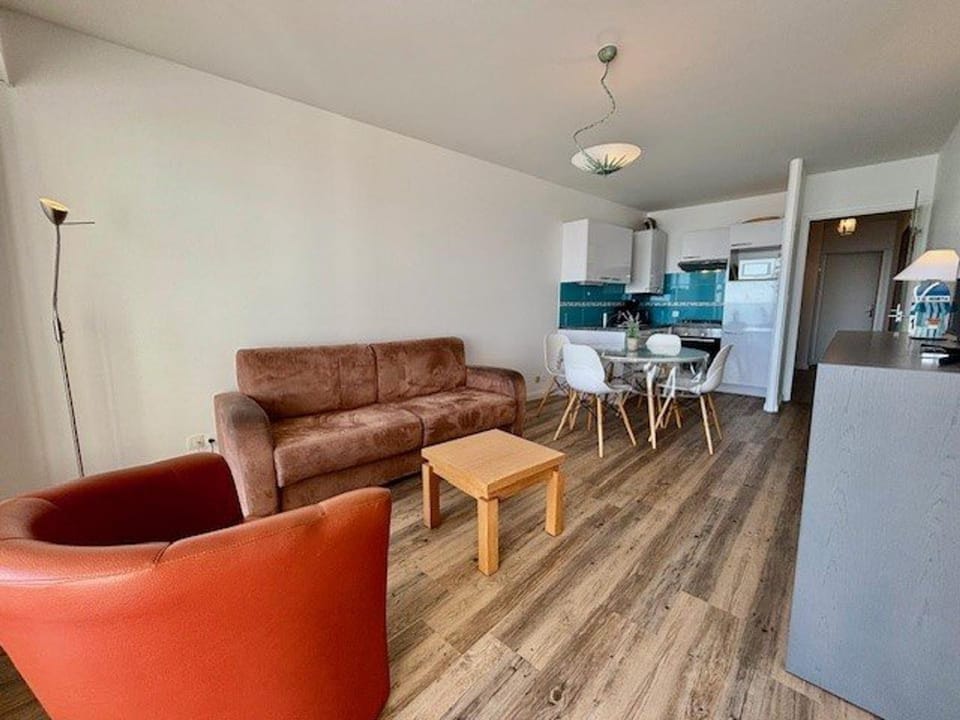 Quiberon - Appartement 2P avec Terrasse et Animaux Acceptés - FR-1-478-119 Apartment in Quiberon