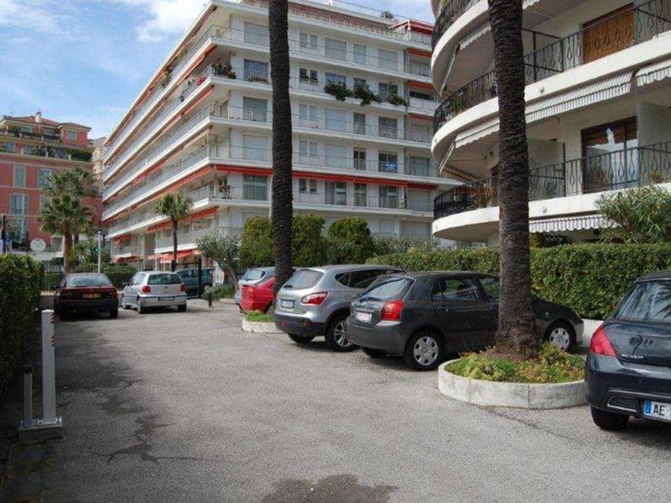 Studio face mer avec terrasse, proche plages et centre, Wifi gratuit - FR-1-196-216 Apartment in Menton