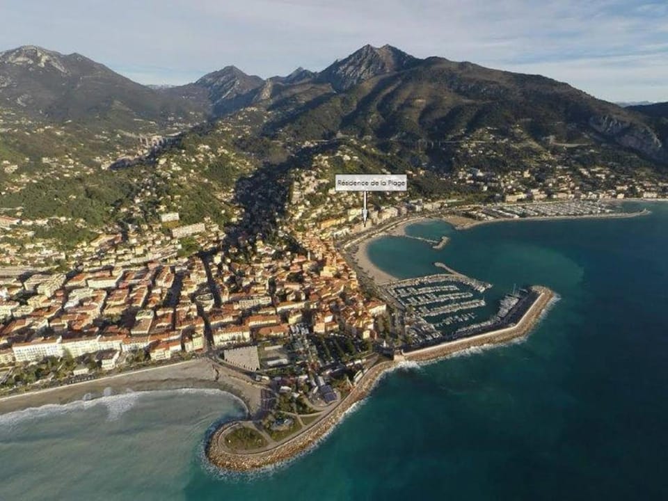 Menton: Charmant 3P avec Terrasse, Parking, Proche Plages et Centre - FR-1-196-230 Apartment in Menton