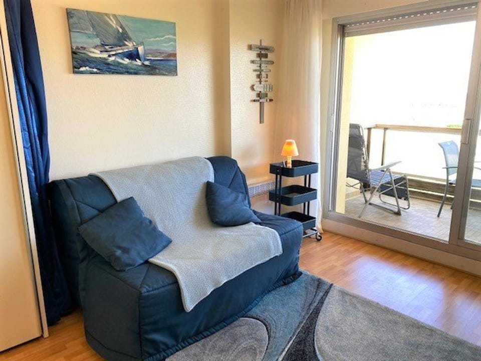 Quiberon - Studio rénové 29m², 3 pers, Parking - FR-1-478-132 Apartment in Quiberon