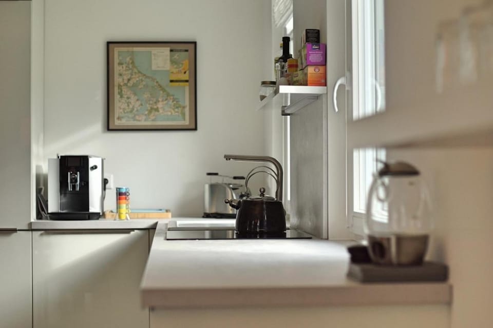 Coffee/tea facilities, Kitchen or kitchenette