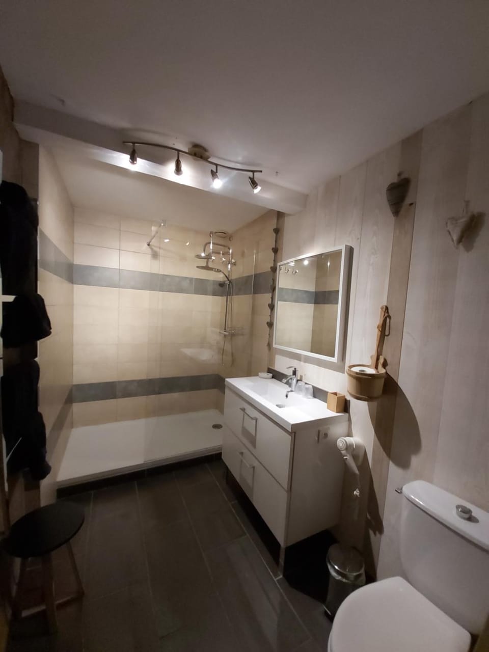 Shower, Bathroom