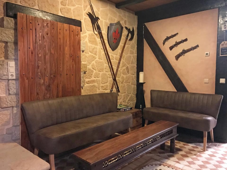 Living room, Decorative detail, Seating area