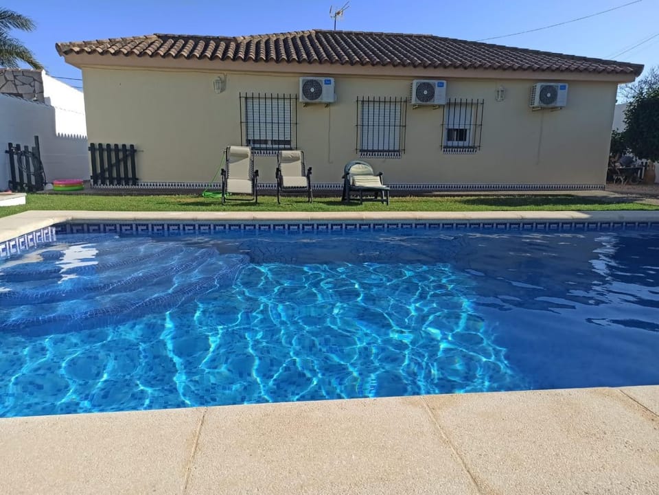 Garden, Swimming pool