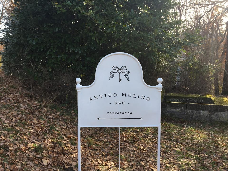 Property logo or sign, Decorative detail
