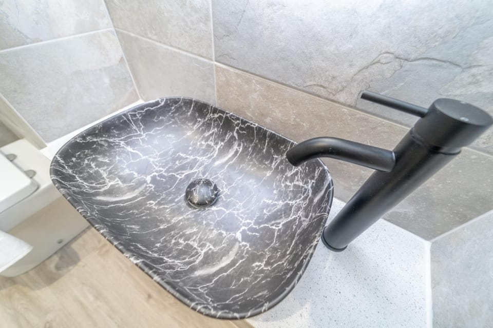 Bankton Rooms & Lodges Hotel in Livingston