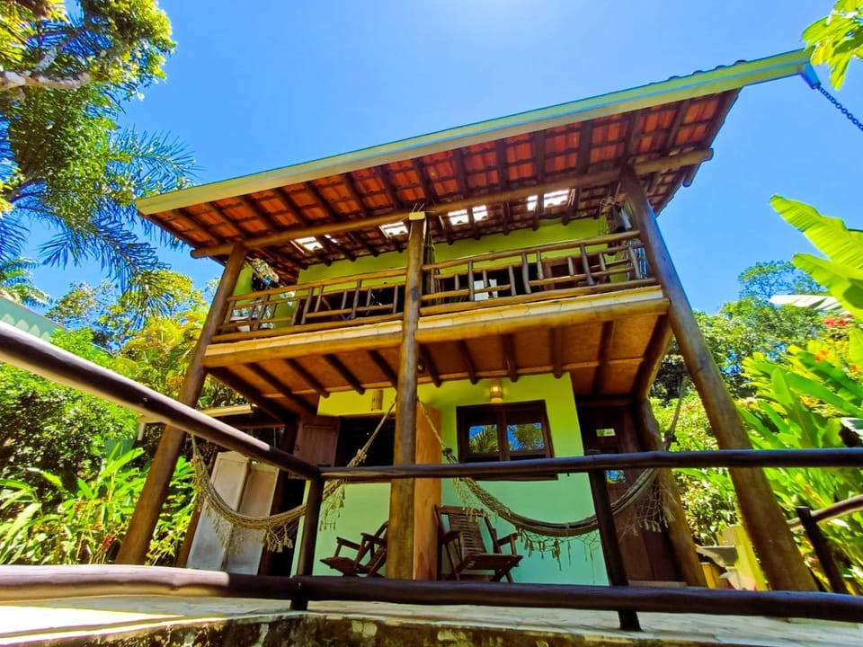 Recanto Tangará - Chalé - Praia do Felix Bed and Breakfast in State of São Paulo