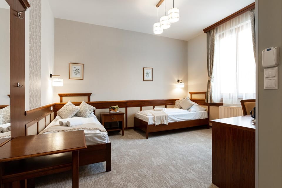 Hotel Kardosfa Hotel in Hungary