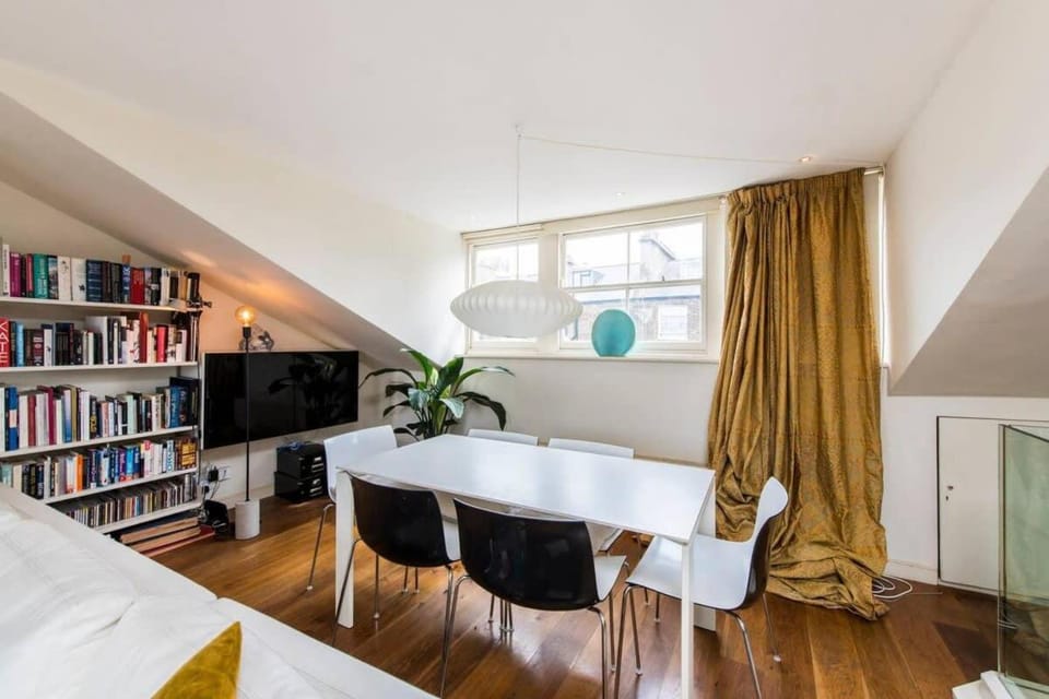 Unique 2bed flat in iconic Portobello Rd w terrace Apartment in City of Westminster