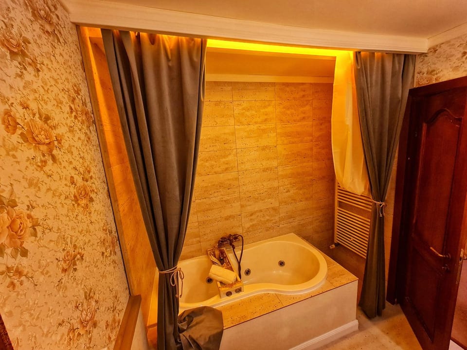 Pensiunea Vlahia Inn Bed and Breakfast in Brașov County