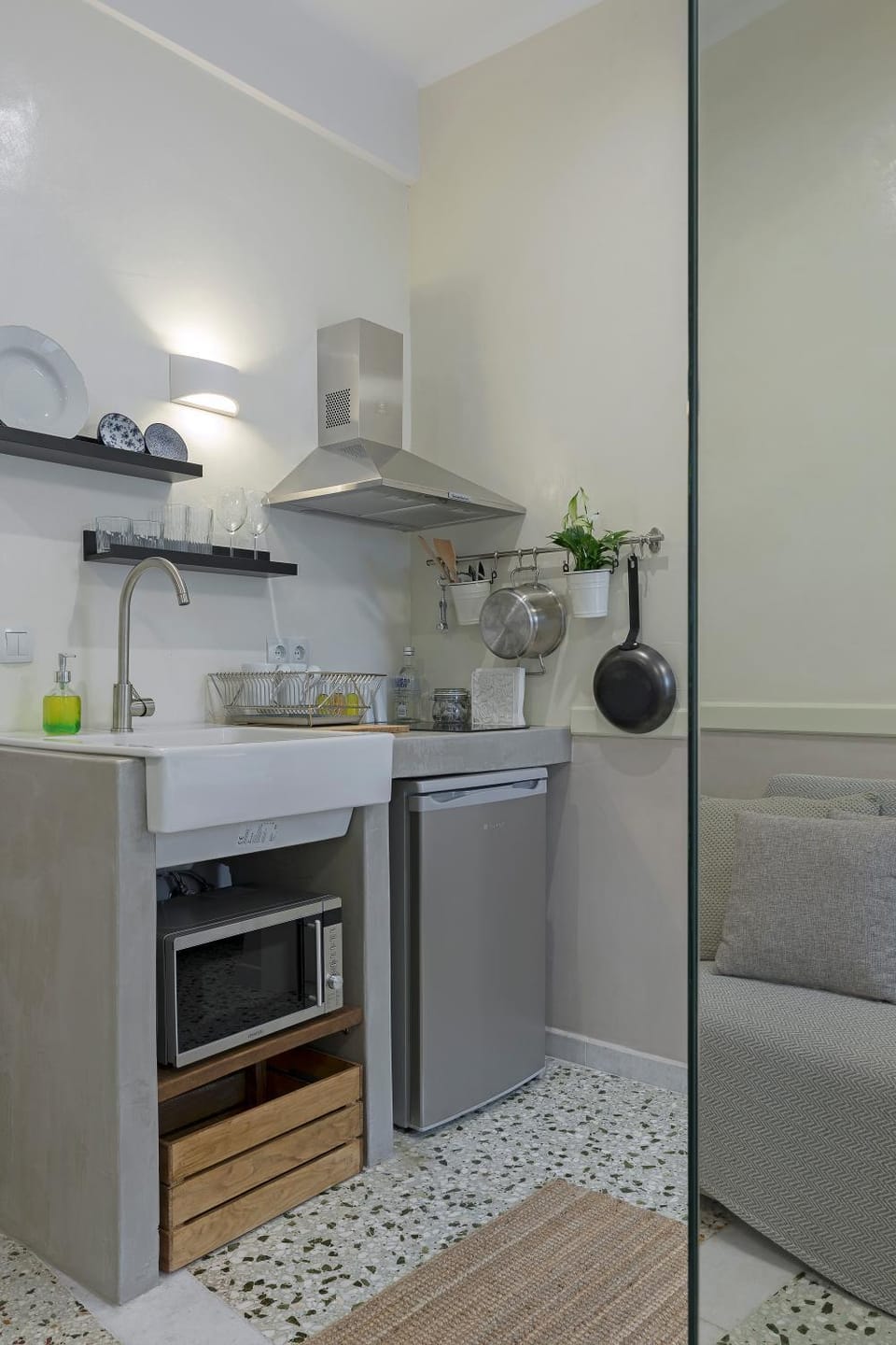 Kitchen or kitchenette