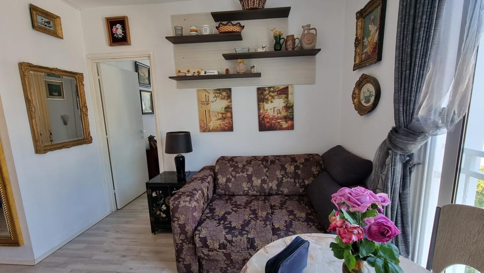 Lounge or bar