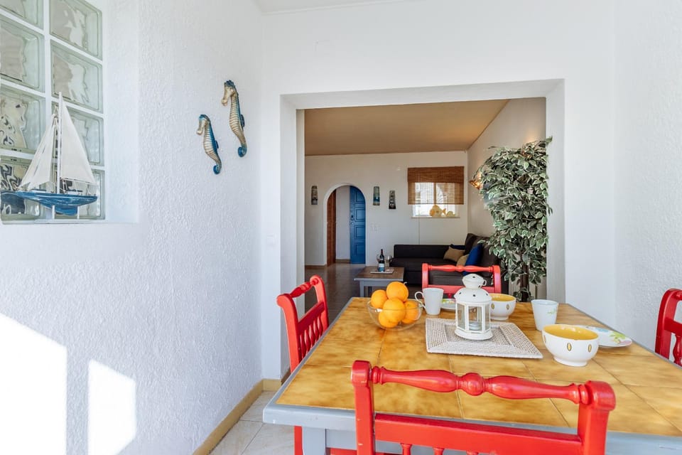 Living room, Dining area, Sea view