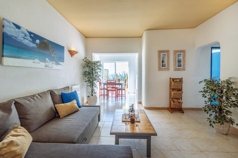 Living room, Sea view